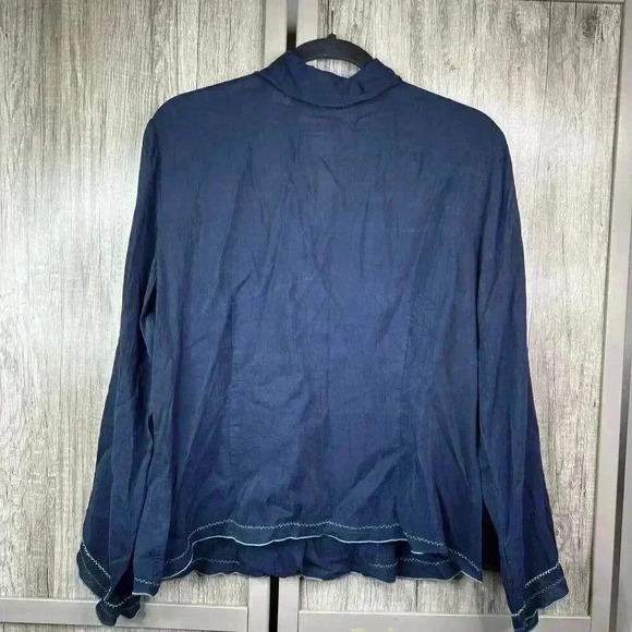 J Jill Top Medium Blouse Floral Embroidered Button Down Blue Color Sz M - Picture 9 of 9